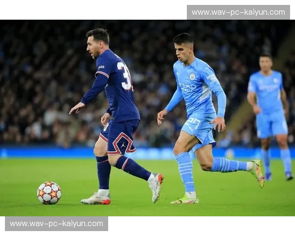 绿野传奇与蓝月锋芒：莫陆军与曼城的足球史诗对决